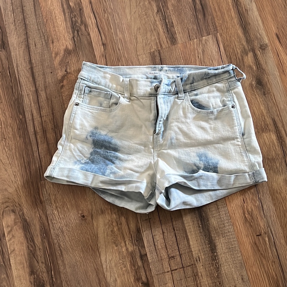 Boyfriend shorts sz 4 brand new